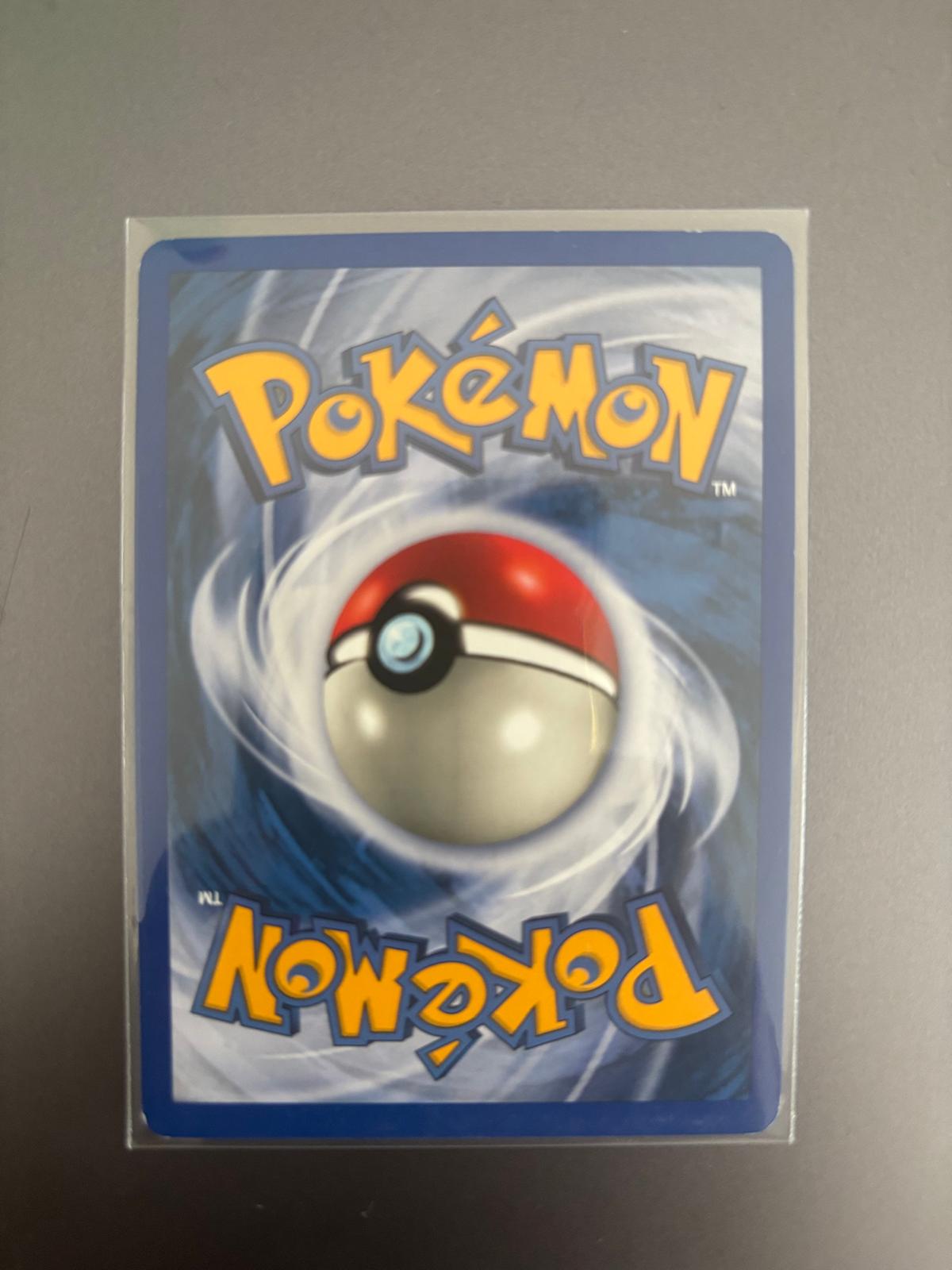 Poké Ball